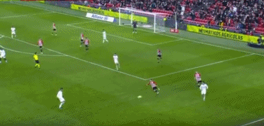 雷迪克：东契奇在并非最佳状态下拿下三双，不可思议的表现