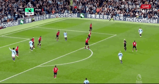 斯基拉：米兰计划激活莫德里奇续约条款，将合同延长至2027年