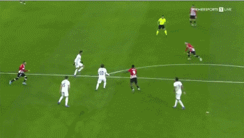 状态持续火热！本轮英超送助攻，福登最近3场比赛已造5球